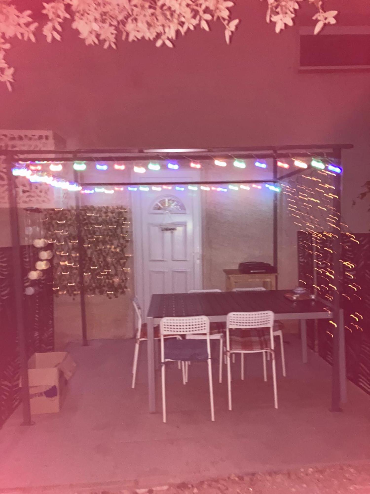 Au Havre De Paix Apartment Gareoult Bagian luar foto